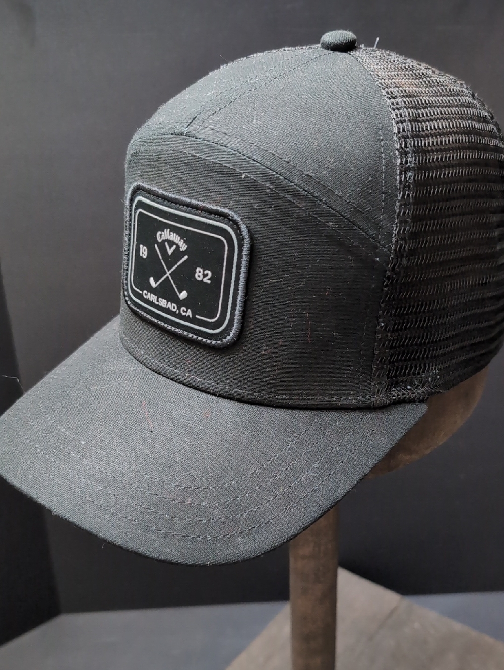 Callaway 1982 Carlsbad,CA Men's Black Snapback Golf Hat.